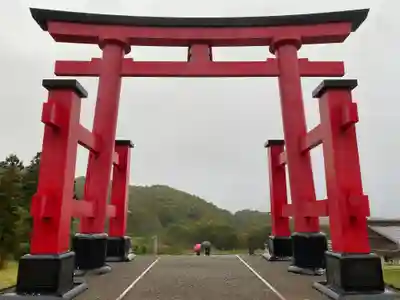 湯殿山神社(出羽三山神社)の鳥居