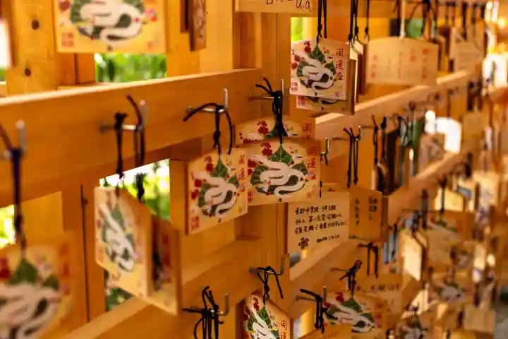 諏訪大社下社秋宮(長野県)