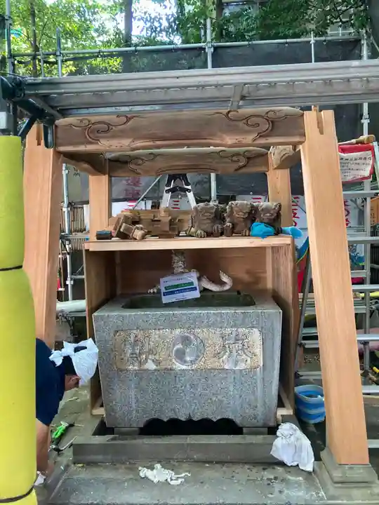 田無神社の手水舎