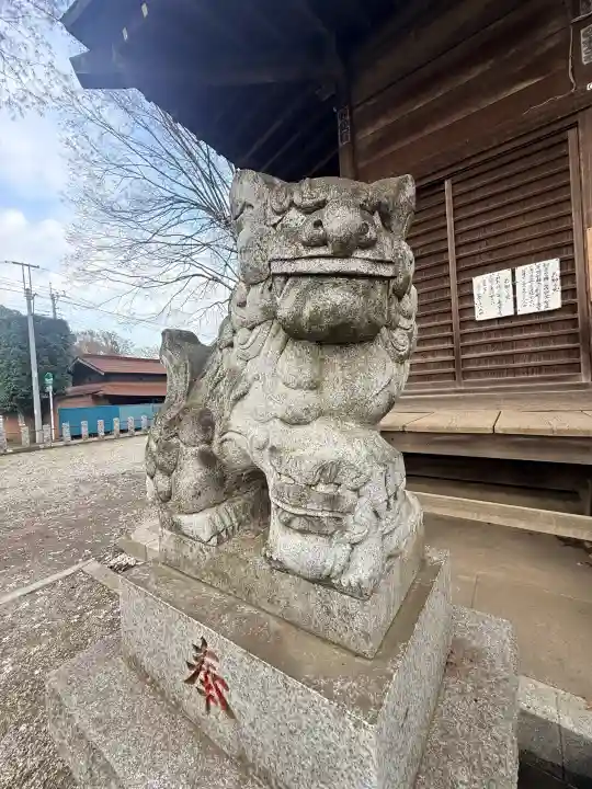 諏訪神社の{uncategorized: "未分類", other: "その他", undefined: "問題あり", building: "その他建物", grave: "お墓", sacred_gate: "鳥居", guardian: "狛犬", statue: "像", buddha: "仏像", history: "歴史", nature: "自然", garden: "庭園", animal: "動物", pagoda: "塔", temizu: "手水舎", mountain_gate: "山門・神門", sanctuary: "本殿・本堂", subordinate: "末社・摂社", art: "芸術", scenery: "景色", jizo: "地蔵", ema: "絵馬", goshuin: "御朱印", omikuji: "おみくじ", items: "授与品その他", amulet: "お守り", goshuincho: "御朱印帳", eats: "食事", festival: "お祭り", votive_dance: "神楽", shichigosan: "七五三参", wedding: "結婚式", experience: "体験その他", initially: "初詣", around: "周辺", anti_infection: "感染症対策"}