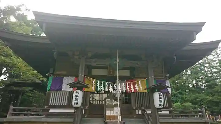 泉明寺の本殿・本堂