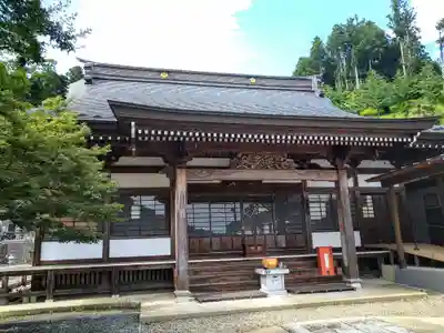 長照院の本殿・本堂