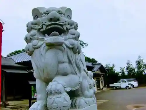 八街神社の狛犬
