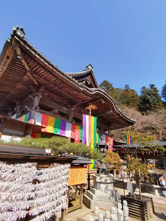 岡寺(龍蓋寺)の本殿・本堂
