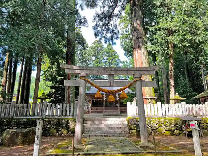荒城神社の鳥居