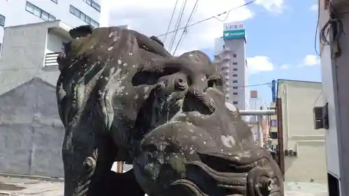 安積國造神社の狛犬