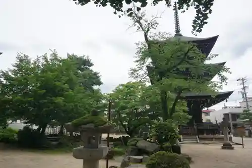 飛騨国分寺の建物その他