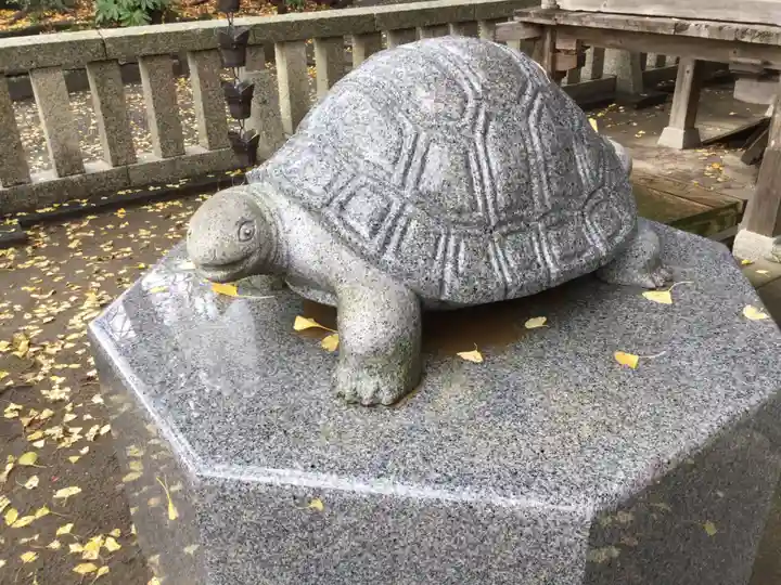 亀岡八幡宮(亀岡八幡神社)の像