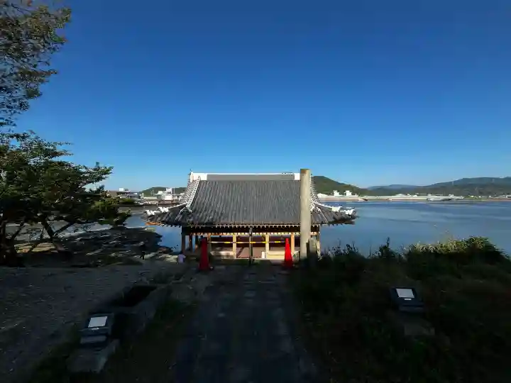 海禅院の{uncategorized: "未分類", other: "その他", undefined: "問題あり", building: "その他建物", grave: "お墓", sacred_gate: "鳥居", guardian: "狛犬", statue: "像", buddha: "仏像", history: "歴史", nature: "自然", garden: "庭園", animal: "動物", pagoda: "塔", temizu: "手水舎", mountain_gate: "山門・神門", sanctuary: "本殿・本堂", subordinate: "末社・摂社", art: "芸術", scenery: "景色", jizo: "地蔵", ema: "絵馬", goshuin: "御朱印", omikuji: "おみくじ", items: "授与品その他", amulet: "お守り", goshuincho: "御朱印帳", eats: "食事", festival: "お祭り", votive_dance: "神楽", shichigosan: "七五三参", wedding: "結婚式", experience: "体験その他", initially: "初詣", around: "周辺", anti_infection: "感染症対策"}