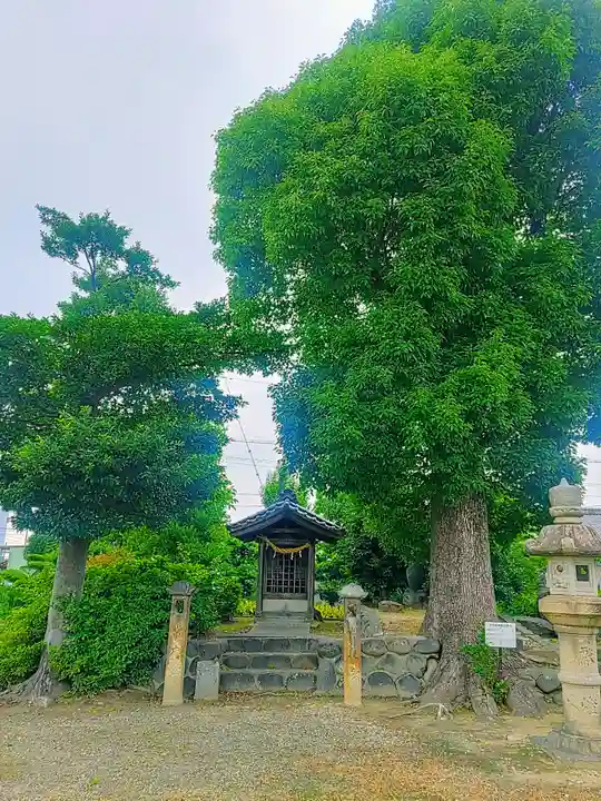 白山社(日下部白山社)の末社・摂社