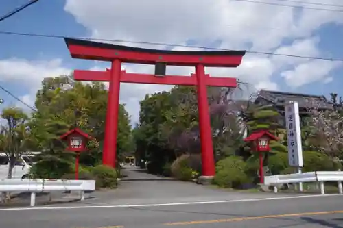 進雄神社の鳥居