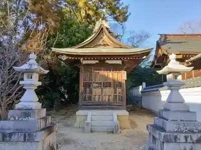 根崎八幡神社の末社・摂社