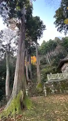 布勢立石神社(滋賀県)