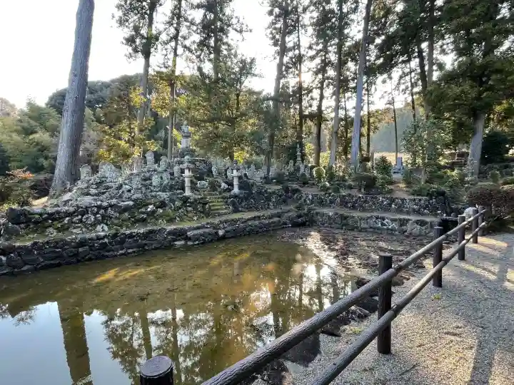 浄眼寺の{uncategorized: "未分類", other: "その他", undefined: "問題あり", building: "その他建物", grave: "お墓", sacred_gate: "鳥居", guardian: "狛犬", statue: "像", buddha: "仏像", history: "歴史", nature: "自然", garden: "庭園", animal: "動物", pagoda: "塔", temizu: "手水舎", mountain_gate: "山門・神門", sanctuary: "本殿・本堂", subordinate: "末社・摂社", art: "芸術", scenery: "景色", jizo: "地蔵", ema: "絵馬", goshuin: "御朱印", omikuji: "おみくじ", items: "授与品その他", amulet: "お守り", goshuincho: "御朱印帳", eats: "食事", festival: "お祭り", votive_dance: "神楽", shichigosan: "七五三参", wedding: "結婚式", experience: "体験その他", initially: "初詣", around: "周辺", anti_infection: "感染症対策"}