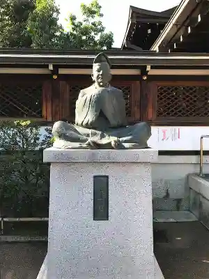 晴明神社の像