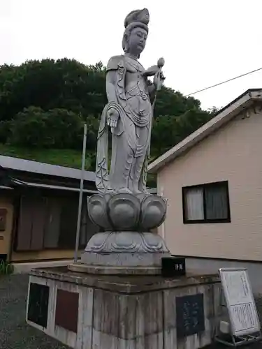 伊勢原 法泉寺の仏像