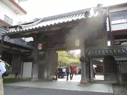 竹林院の山門・神門