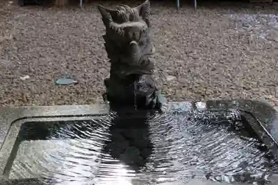 滑川神社 - 仕事と子どもの守り神の手水舎