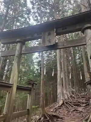 三峯神社奥宮(埼玉県)