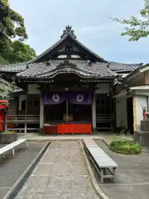 徳寿院の{uncategorized: "未分類", other: "その他", undefined: "問題あり", building: "その他建物", grave: "お墓", sacred_gate: "鳥居", guardian: "狛犬", statue: "像", buddha: "仏像", history: "歴史", nature: "自然", garden: "庭園", animal: "動物", pagoda: "塔", temizu: "手水舎", mountain_gate: "山門・神門", sanctuary: "本殿・本堂", subordinate: "末社・摂社", art: "芸術", scenery: "景色", jizo: "地蔵", ema: "絵馬", goshuin: "御朱印", omikuji: "おみくじ", items: "授与品その他", amulet: "お守り", goshuincho: "御朱印帳", eats: "食事", festival: "お祭り", votive_dance: "神楽", shichigosan: "七五三参", wedding: "結婚式", experience: "体験その他", initially: "初詣", around: "周辺", anti_infection: "感染症対策"}