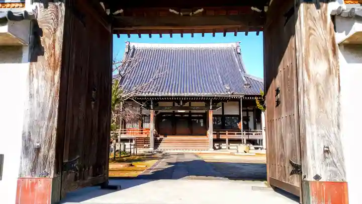 盛泉寺の本殿・本堂
