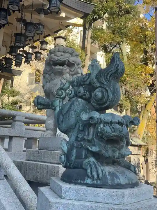 難波八阪神社の{uncategorized: "未分類", other: "その他", undefined: "問題あり", building: "その他建物", grave: "お墓", sacred_gate: "鳥居", guardian: "狛犬", statue: "像", buddha: "仏像", history: "歴史", nature: "自然", garden: "庭園", animal: "動物", pagoda: "塔", temizu: "手水舎", mountain_gate: "山門・神門", sanctuary: "本殿・本堂", subordinate: "末社・摂社", art: "芸術", scenery: "景色", jizo: "地蔵", ema: "絵馬", goshuin: "御朱印", omikuji: "おみくじ", items: "授与品その他", amulet: "お守り", goshuincho: "御朱印帳", eats: "食事", festival: "お祭り", votive_dance: "神楽", shichigosan: "七五三参", wedding: "結婚式", experience: "体験その他", initially: "初詣", around: "周辺", anti_infection: "感染症対策"}