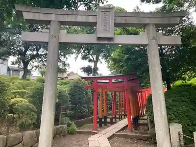 根津神社の鳥居