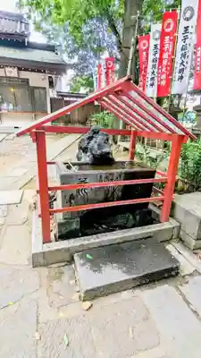 王子稲荷神社の手水舎