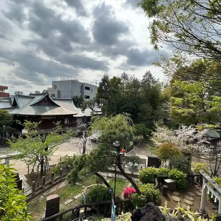 鳩森八幡神社の景色