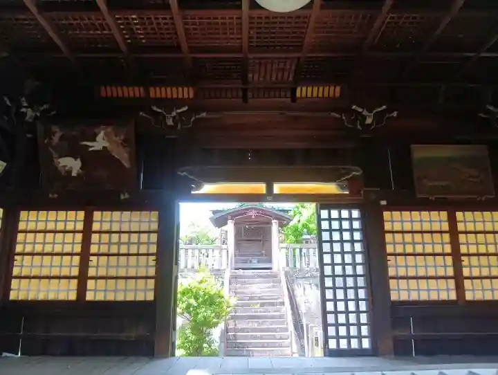 八幡神社の{uncategorized: "未分類", other: "その他", undefined: "問題あり", building: "その他建物", grave: "お墓", sacred_gate: "鳥居", guardian: "狛犬", statue: "像", buddha: "仏像", history: "歴史", nature: "自然", garden: "庭園", animal: "動物", pagoda: "塔", temizu: "手水舎", mountain_gate: "山門・神門", sanctuary: "本殿・本堂", subordinate: "末社・摂社", art: "芸術", scenery: "景色", jizo: "地蔵", ema: "絵馬", goshuin: "御朱印", omikuji: "おみくじ", items: "授与品その他", amulet: "お守り", goshuincho: "御朱印帳", eats: "食事", festival: "お祭り", votive_dance: "神楽", shichigosan: "七五三参", wedding: "結婚式", experience: "体験その他", initially: "初詣", around: "周辺", anti_infection: "感染症対策"}