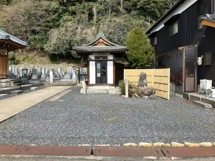 金前寺の建物その他