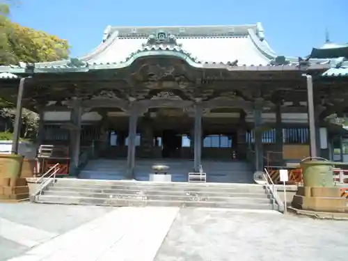 龍口寺の本殿・本堂