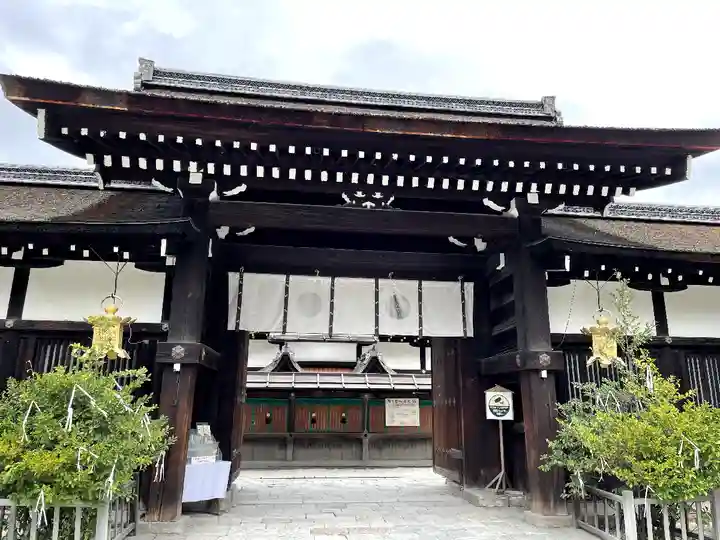 賀茂御祖神社(下鴨神社)の山門・神門