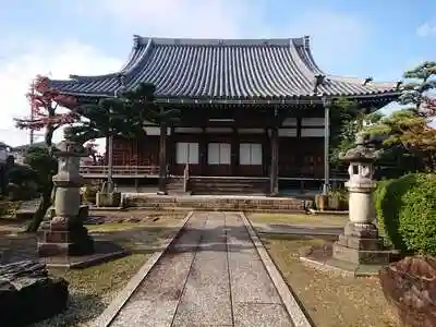 明源寺の本殿