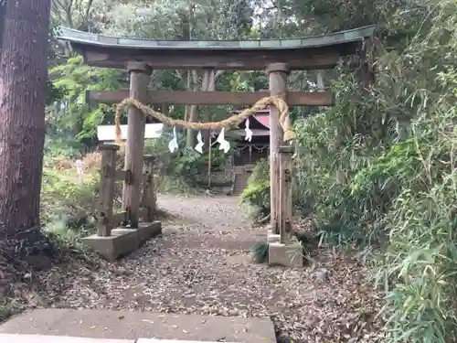 長幡部神社の鳥居