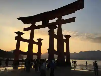 厳島神社(広島県)