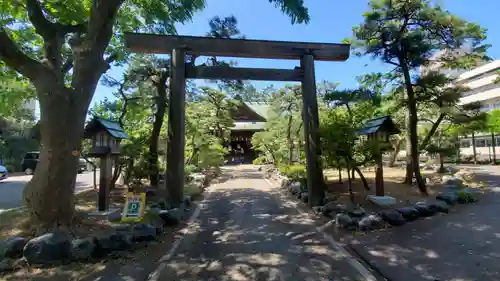 新潟大神宮の鳥居