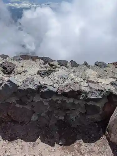 富士山頂上浅間大社奥宮(静岡県)