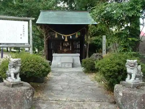 女夫岩神社の狛犬