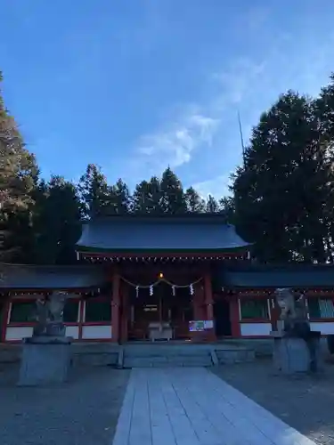 冨士御室浅間神社の本殿・本堂