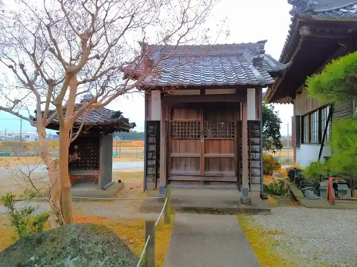 洞隣寺の末社・摂社