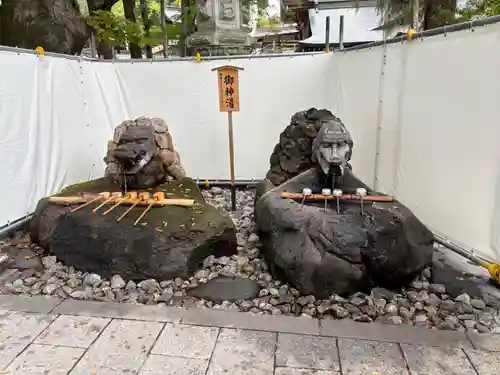 諏訪大社下社秋宮(長野県)