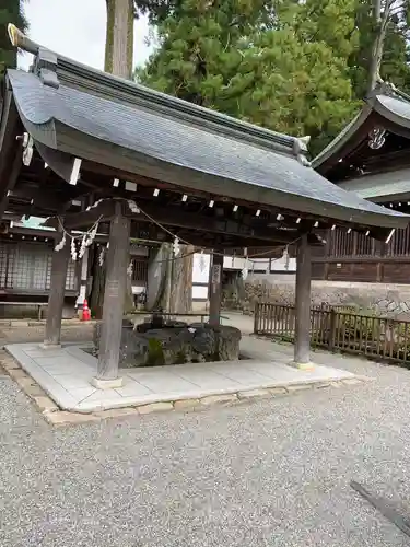 飛騨一宮水無神社の手水舎