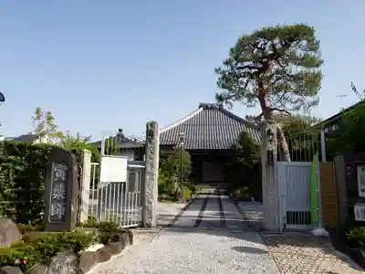 常仙寺の山門・神門