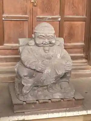 瀧泉寺(目黒不動尊)の像