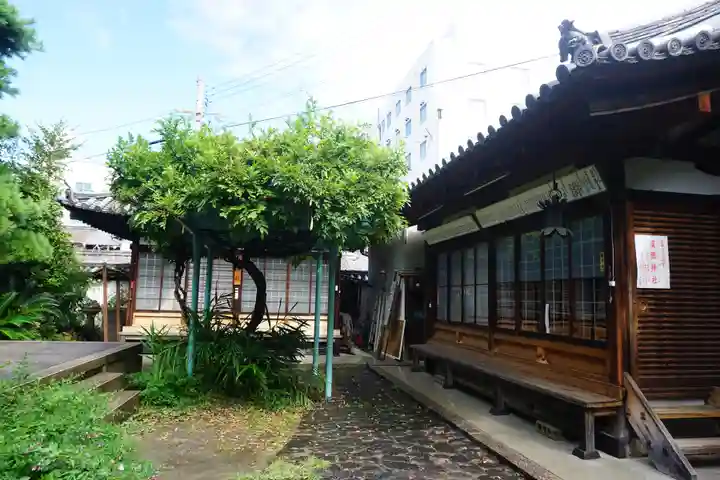 漢國神社の本殿・本堂