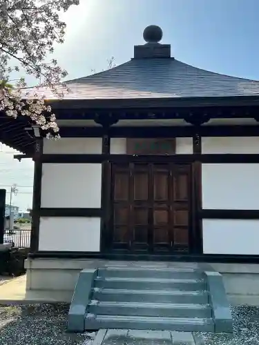 長明寺の{uncategorized: "未分類", other: "その他", undefined: "問題あり", building: "その他建物", grave: "お墓", sacred_gate: "鳥居", guardian: "狛犬", statue: "像", buddha: "仏像", history: "歴史", nature: "自然", garden: "庭園", animal: "動物", pagoda: "塔", temizu: "手水舎", mountain_gate: "山門・神門", sanctuary: "本殿・本堂", subordinate: "末社・摂社", art: "芸術", scenery: "景色", jizo: "地蔵", ema: "絵馬", goshuin: "御朱印", omikuji: "おみくじ", items: "授与品その他", amulet: "お守り", goshuincho: "御朱印帳", eats: "食事", festival: "お祭り", votive_dance: "神楽", shichigosan: "七五三参", wedding: "結婚式", experience: "体験その他", initially: "初詣", around: "周辺", anti_infection: "感染症対策"}
