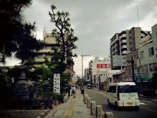 茨木神社の周辺