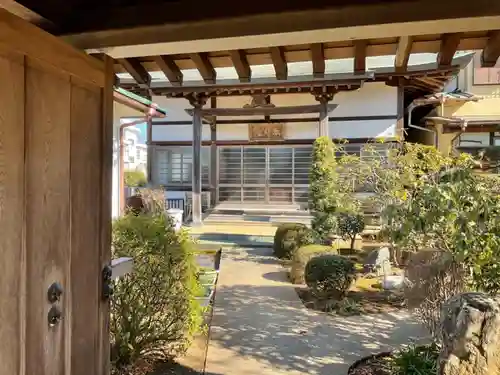 光明寺の本殿・本堂