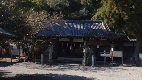 山梨岡神社(山梨県)